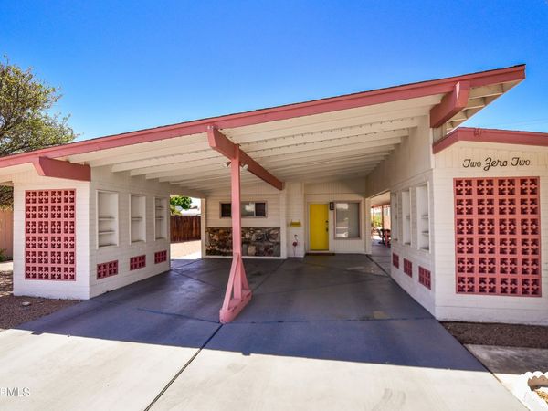 202 N 58TH Street, Mesa, AZ 85205