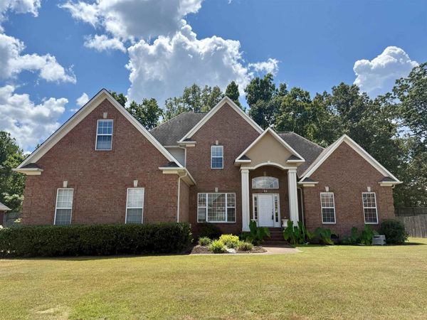 28 BECKFORD CV, Jackson, TN 38301