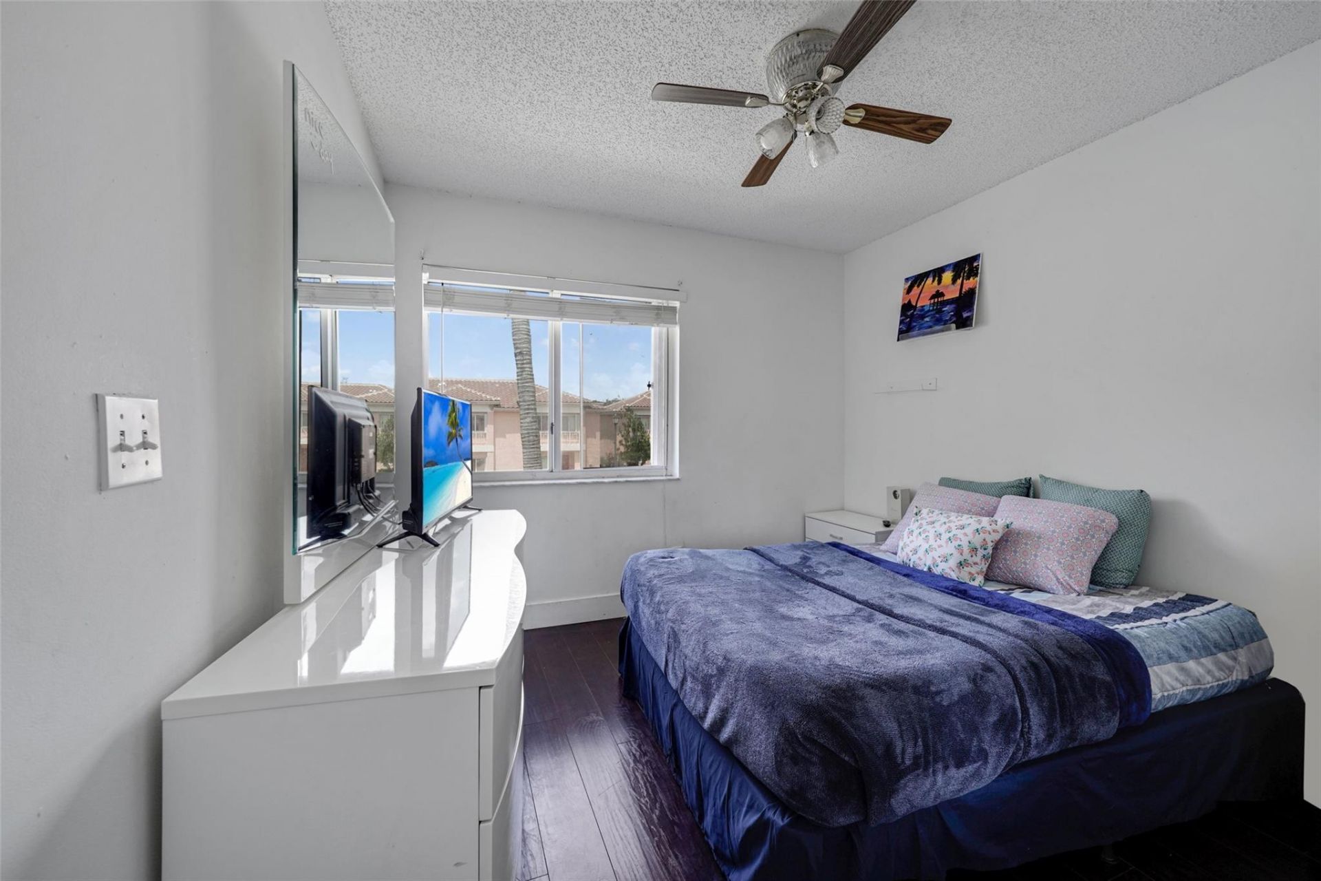 757 NW 208th Drive, Pembroke Pines, FL 33029 Photo