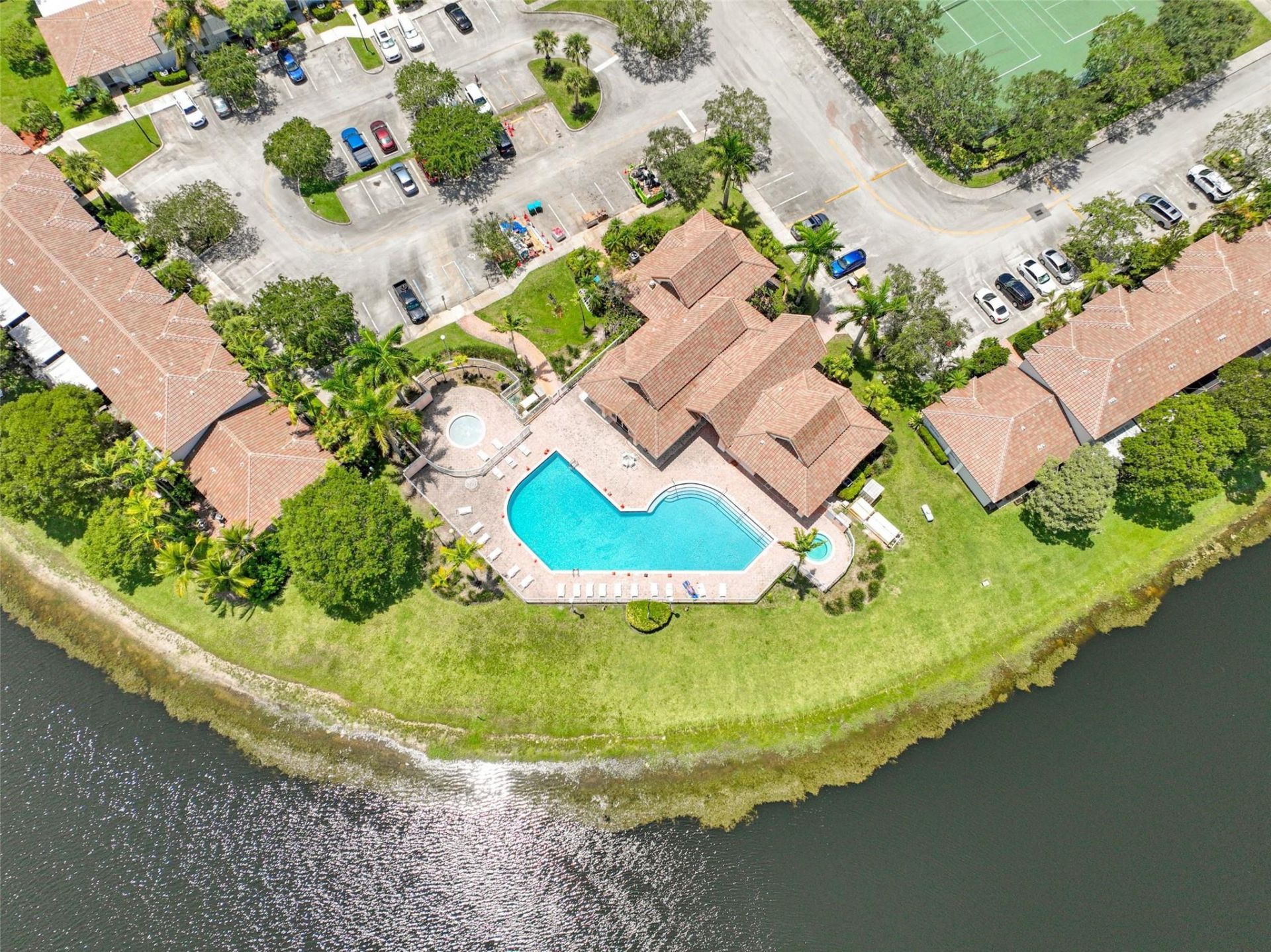 757 NW 208th Drive, Pembroke Pines, FL 33029 Photo