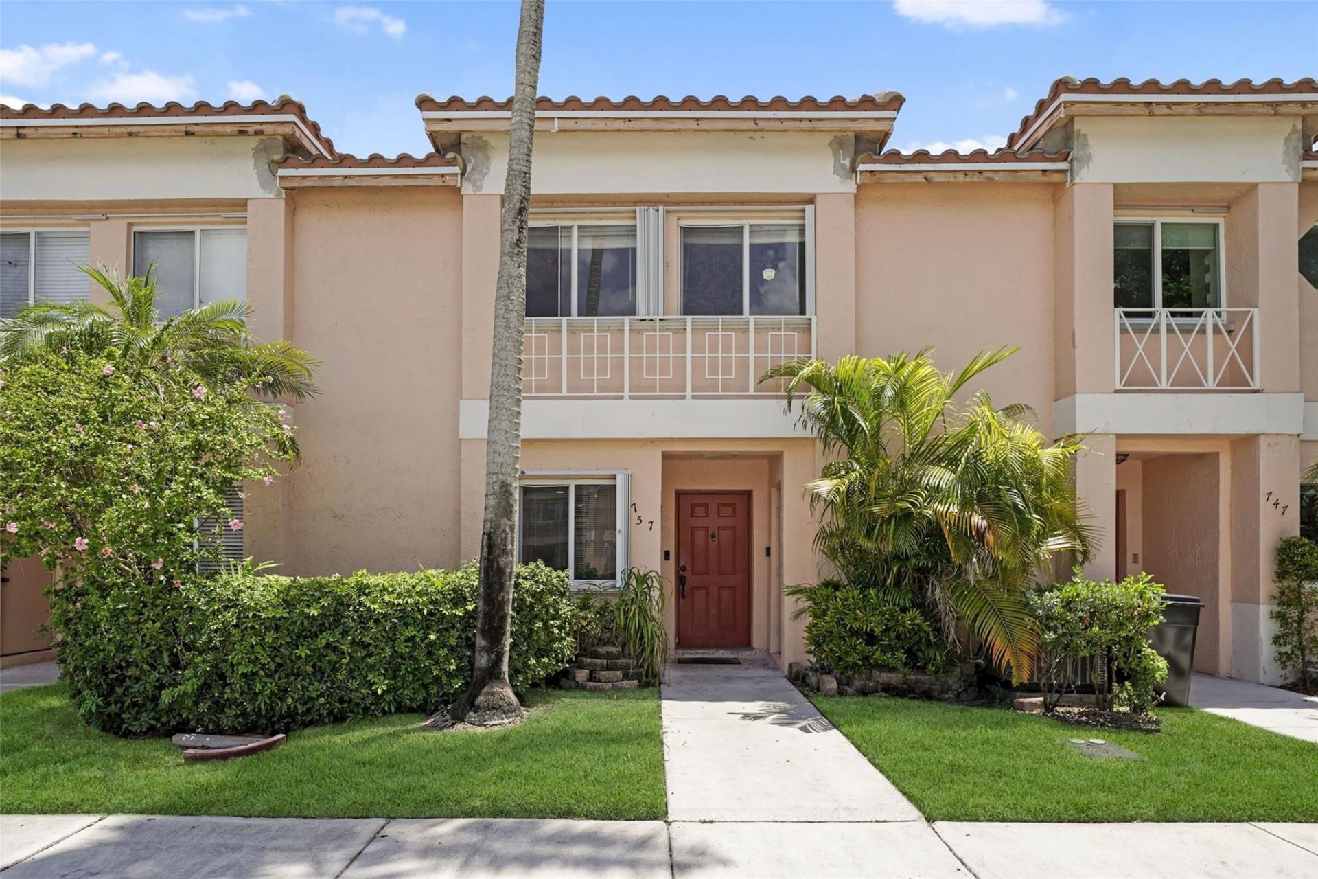 757 NW 208th Drive, Pembroke Pines, FL 33029 Photo