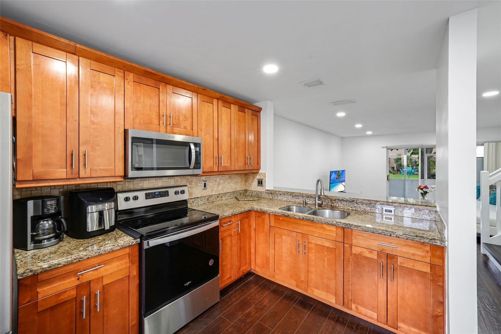 757 NW 208th Drive, Pembroke Pines, FL 33029 Photo