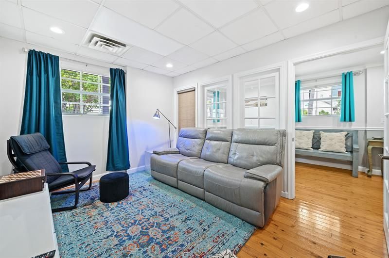 2040 N Polk Street, Hollywood, FL 33020 Photo