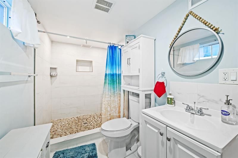 2040 N Polk Street, Hollywood, FL 33020 Photo