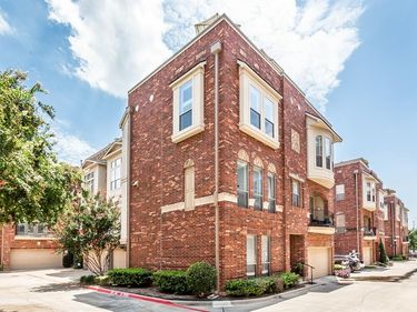 2226 City Market Lane, Dallas, TX 75201