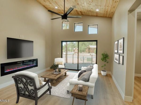 4696 West Tatanka Loop, Show Low, AZ 85901