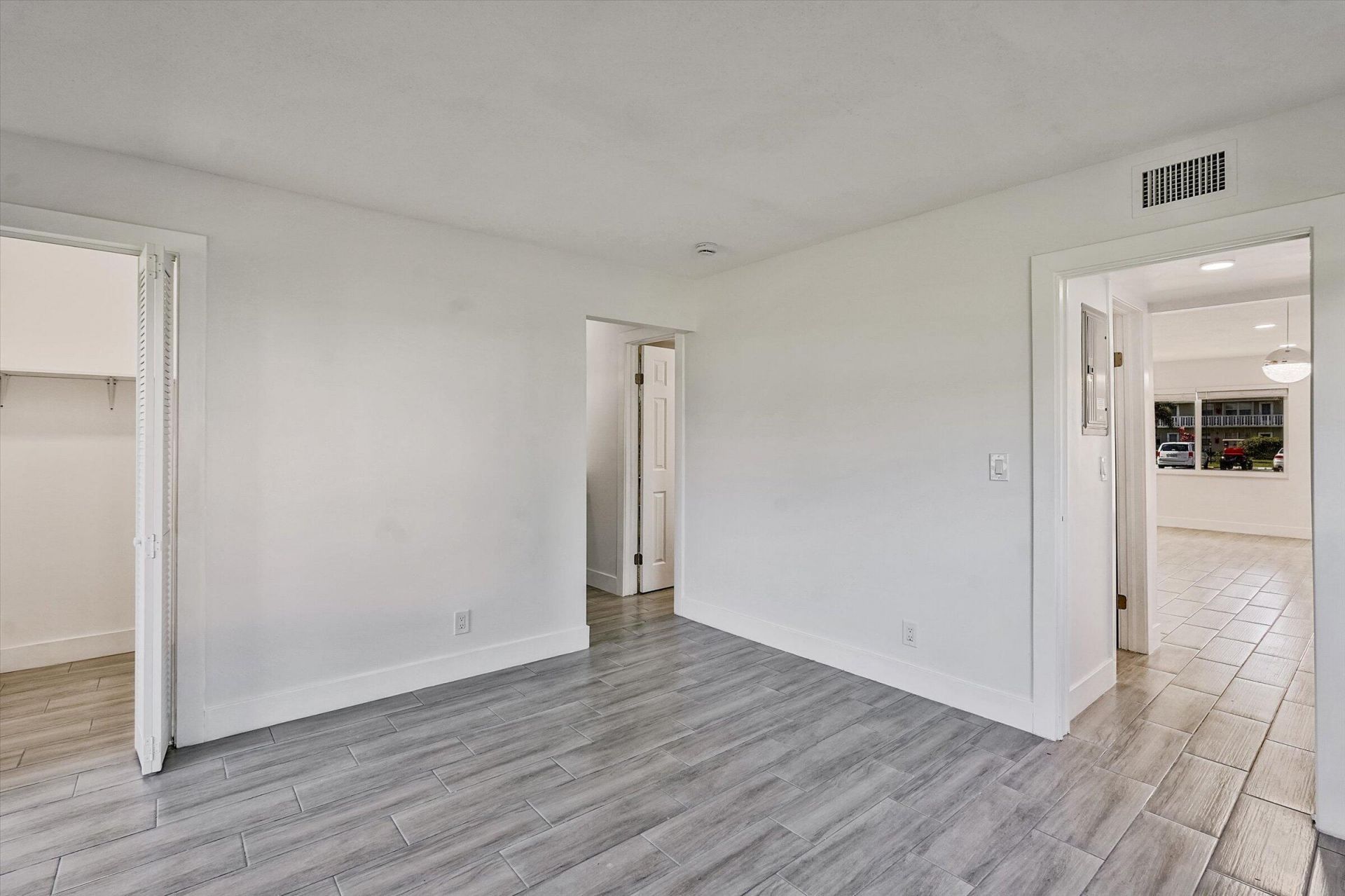 105 Coventry E, Unit 105, West Palm Beach, FL 33417 Photo