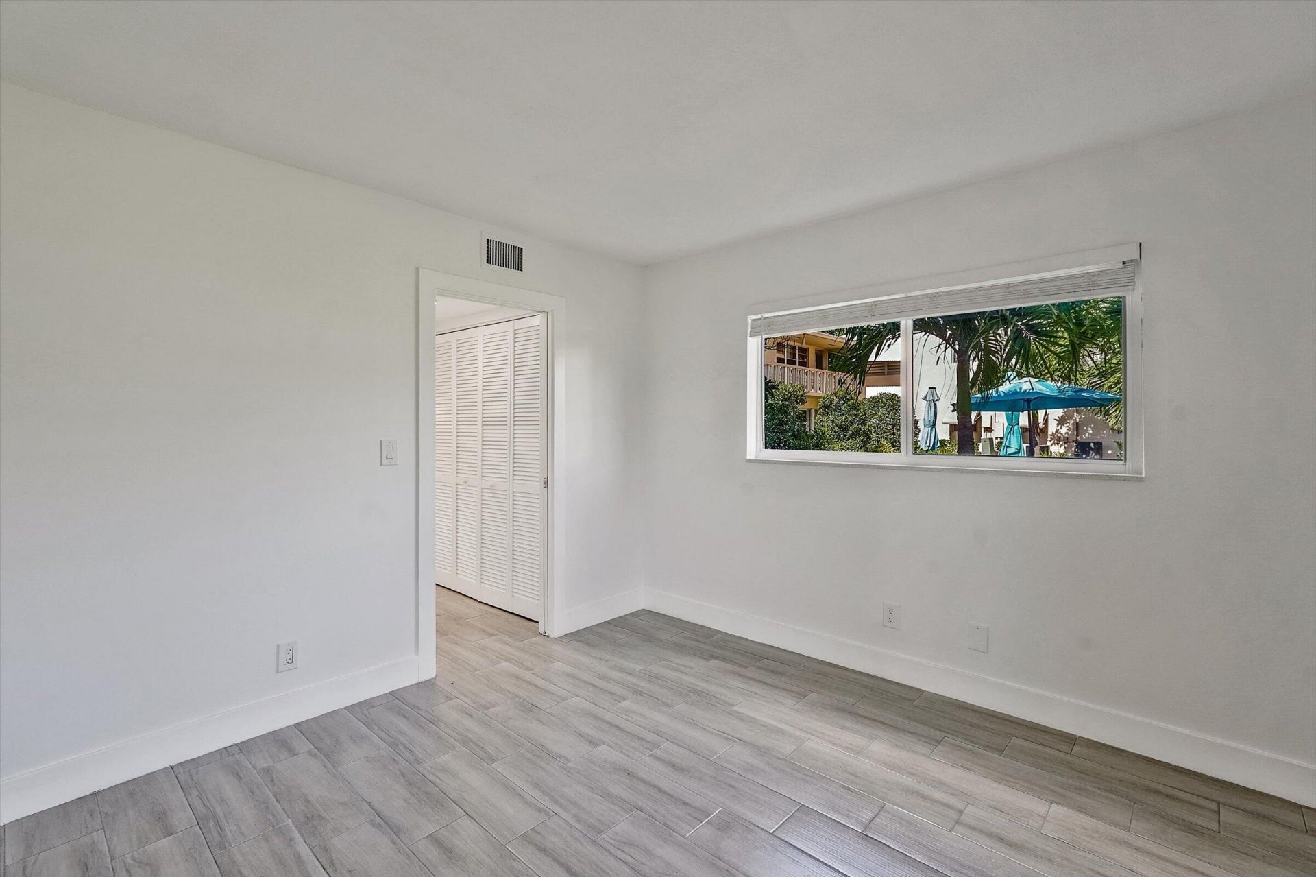 105 Coventry E, Unit 105, West Palm Beach, FL 33417 Photo