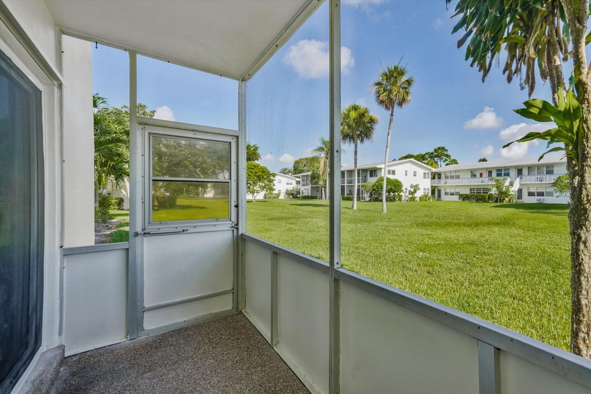 105 Coventry E, Unit 105, West Palm Beach, FL 33417 Photo