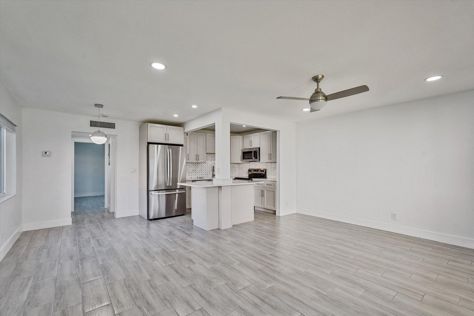 105 Coventry E, Unit 105, West Palm Beach, FL 33417 Photo