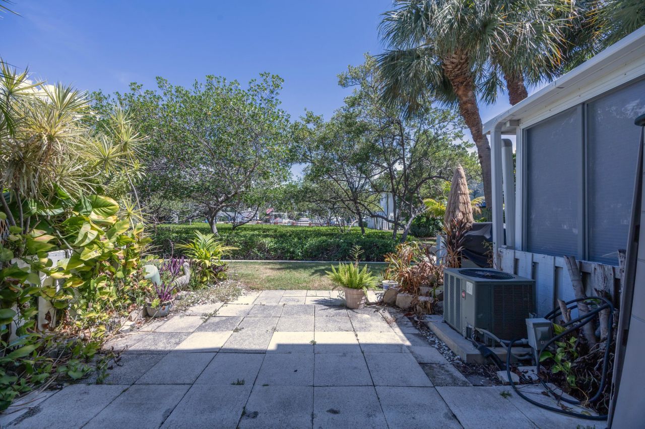 2753 NE 15th Street, Pompano Beach, FL 33062 Photo