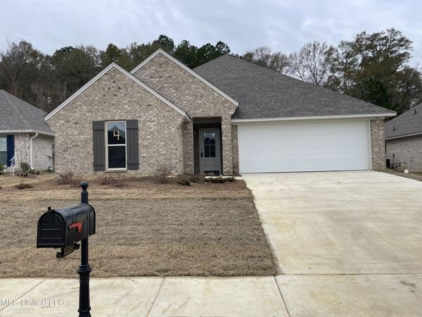 504 Stone Brook Place, Brandon, MS 39042