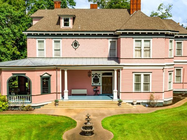 802 N Union Street, Natchez, MS 39120