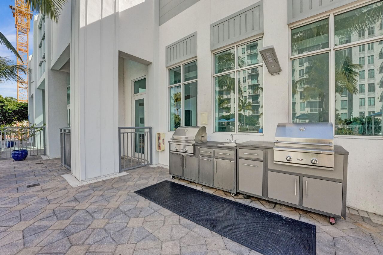 300 S Australian Avenue, Unit 1009, West Palm Beach, FL 33401 Photo