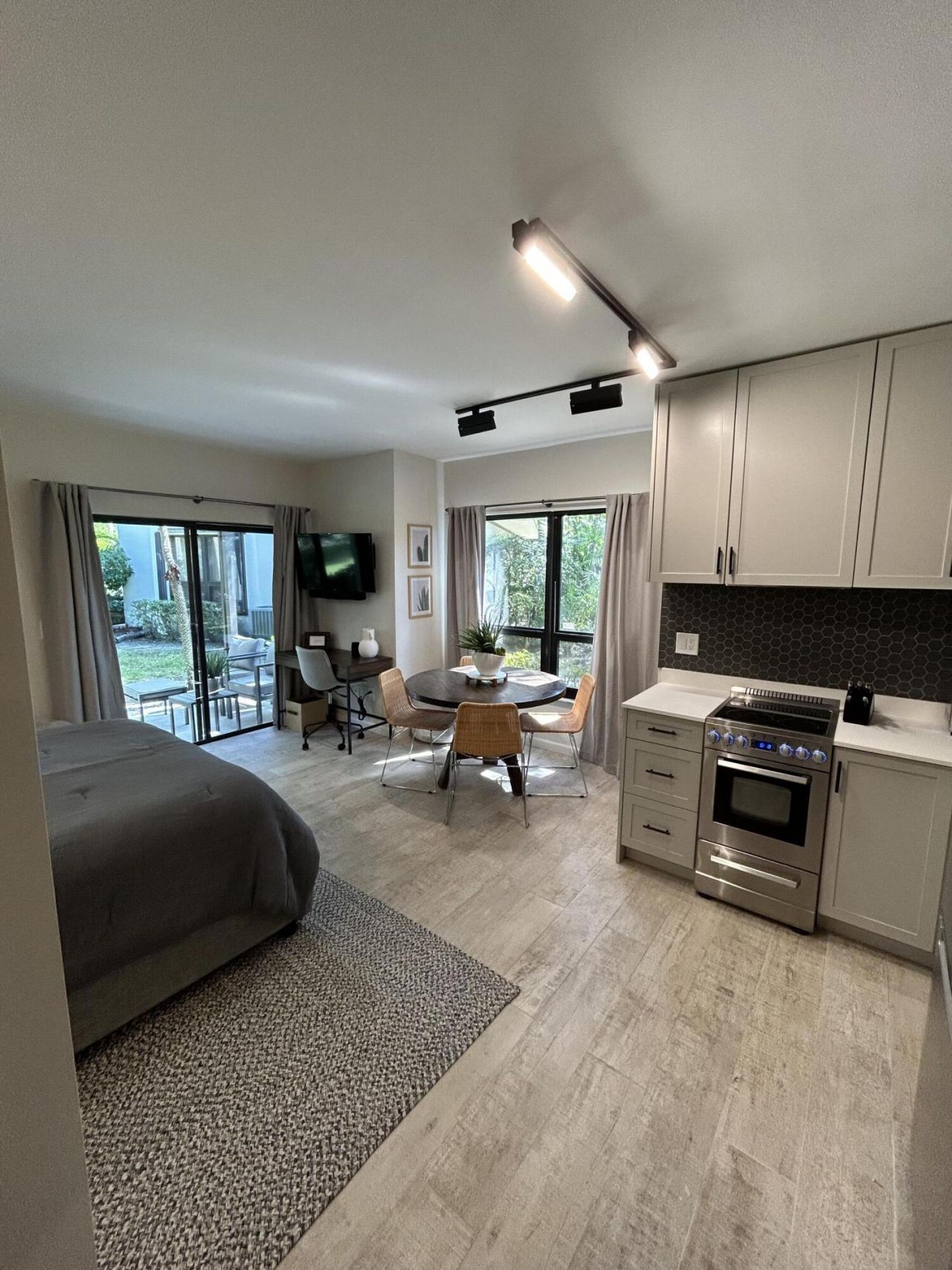 13334 Polo Club Road, Unit 203, Wellington, FL 33414 Photo