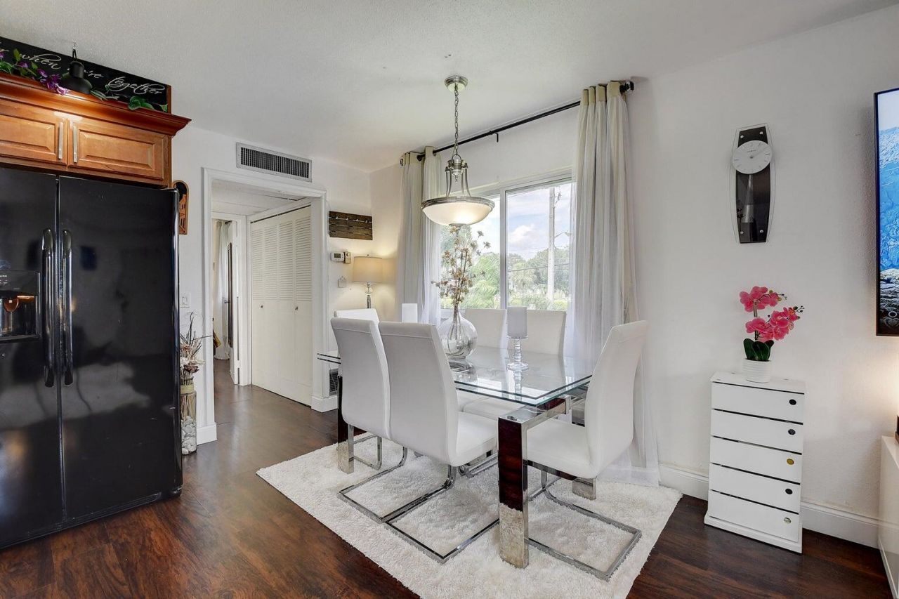 123 Saxony C, Delray Beach, FL 33446 Photo