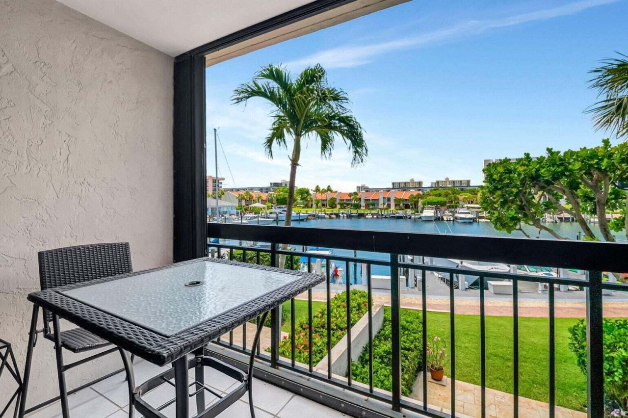 2707 N Ocean Boulevard, Unit D205, Boca Raton, FL 33431 Photo