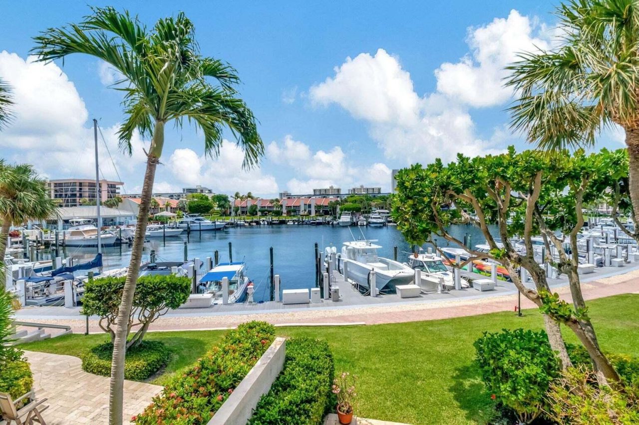 2707 N Ocean Boulevard, Unit D205, Boca Raton, FL 33431 Photo