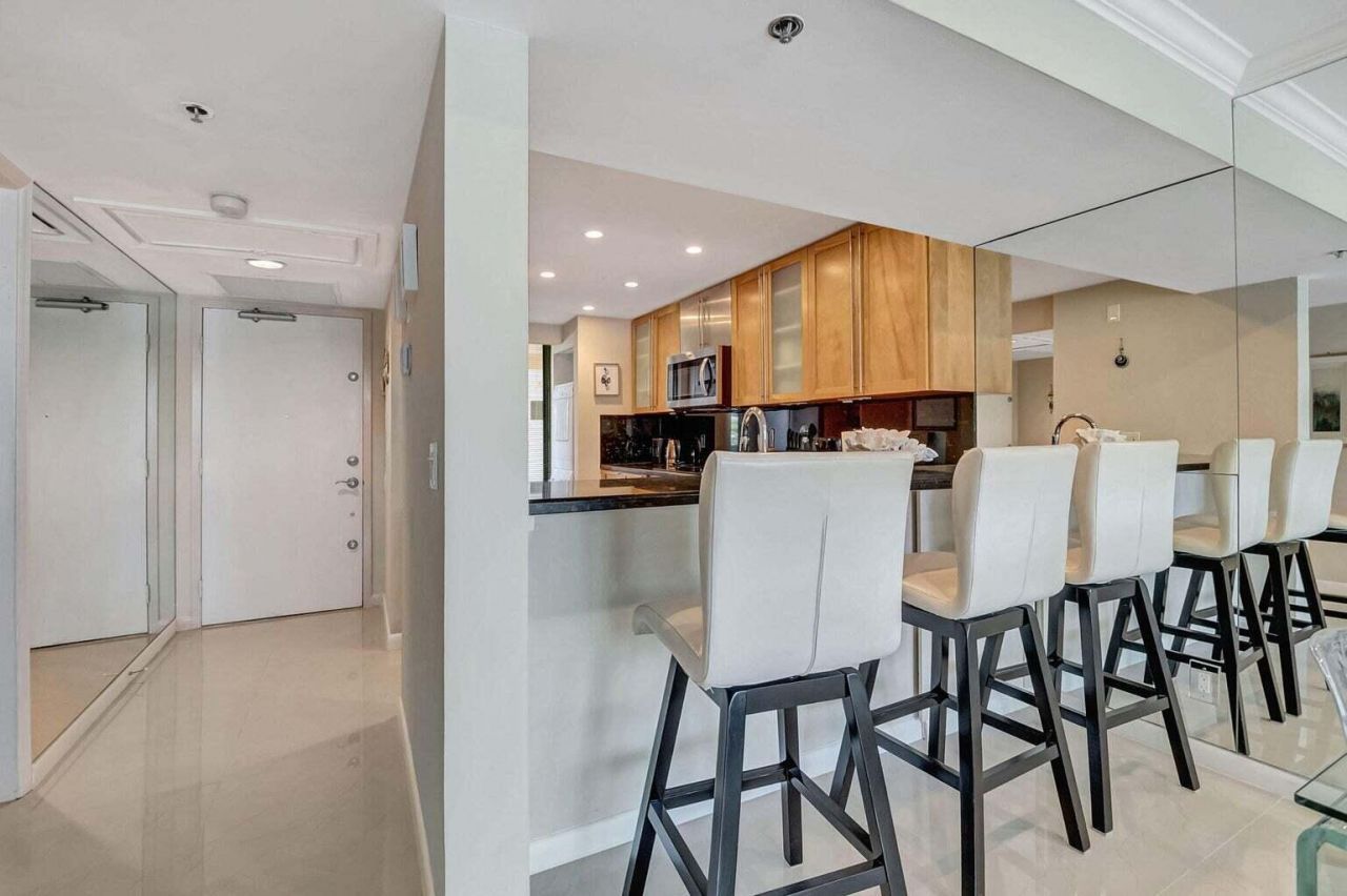2707 N Ocean Boulevard, Unit D205, Boca Raton, FL 33431 Photo
