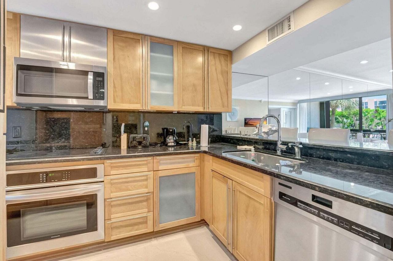 2707 N Ocean Boulevard, Unit D205, Boca Raton, FL 33431 Photo