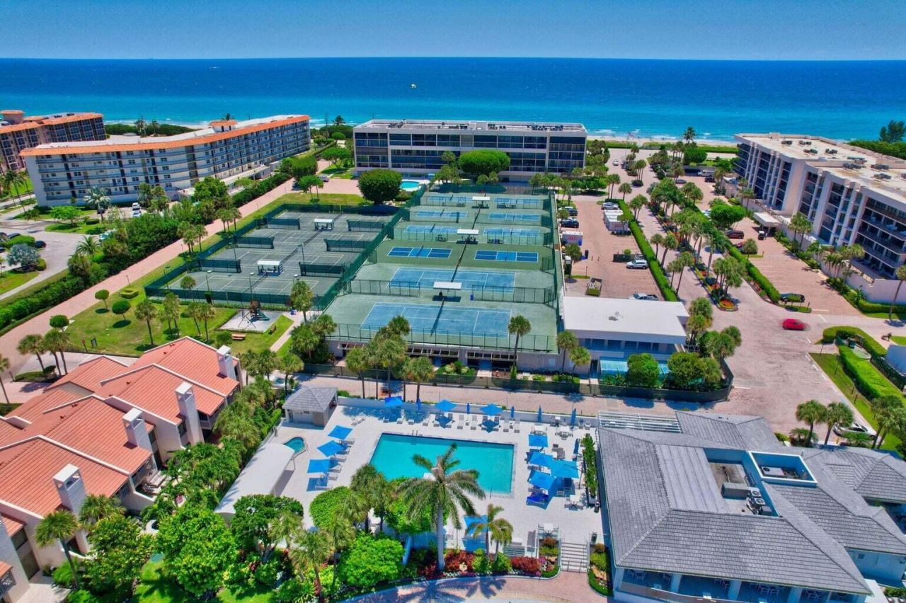 2707 N Ocean Boulevard, Unit D205, Boca Raton, FL 33431 Photo