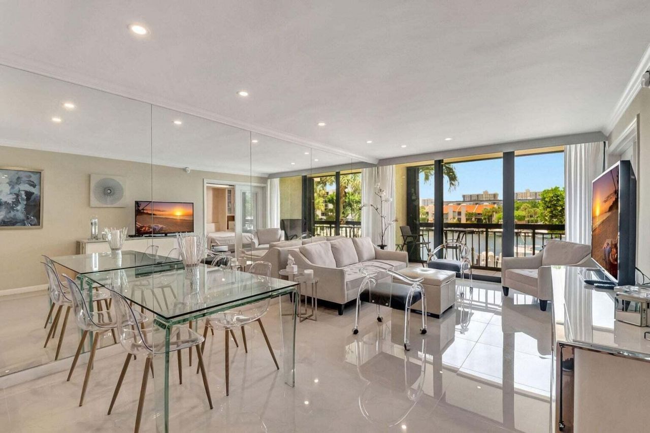 2707 N Ocean Boulevard, Unit D205, Boca Raton, FL 33431 Photo