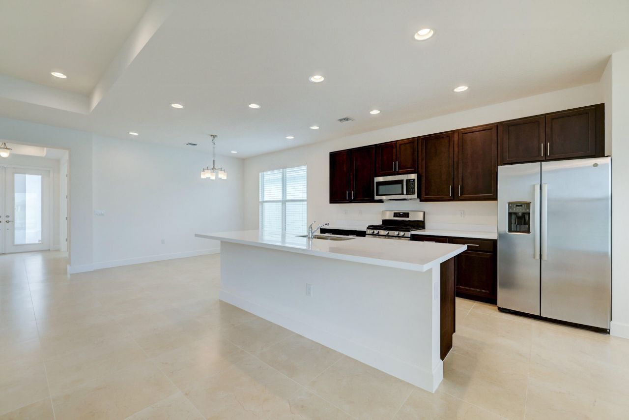 11886 SW Poseidon Way, Port Saint Lucie, FL 34987 Photo