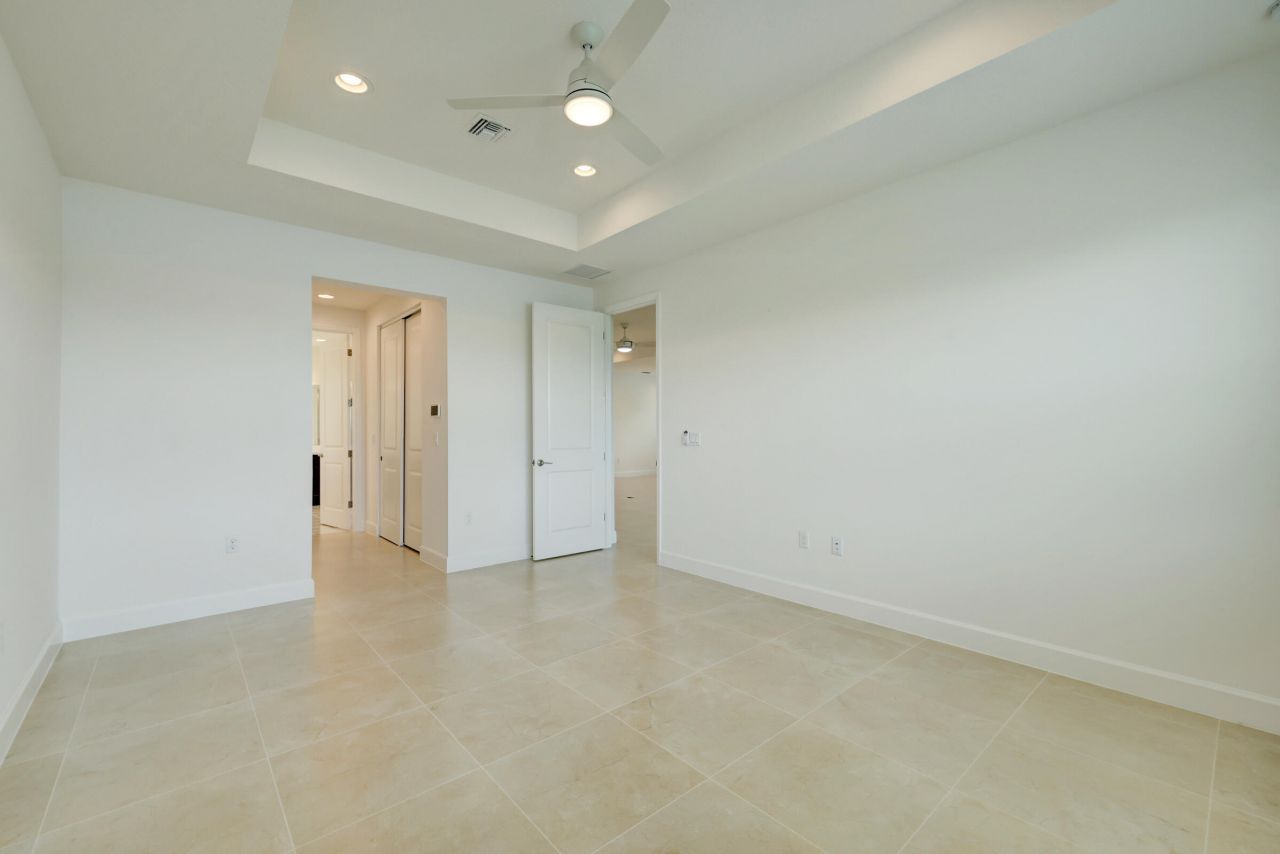 11886 SW Poseidon Way, Port Saint Lucie, FL 34987 Photo