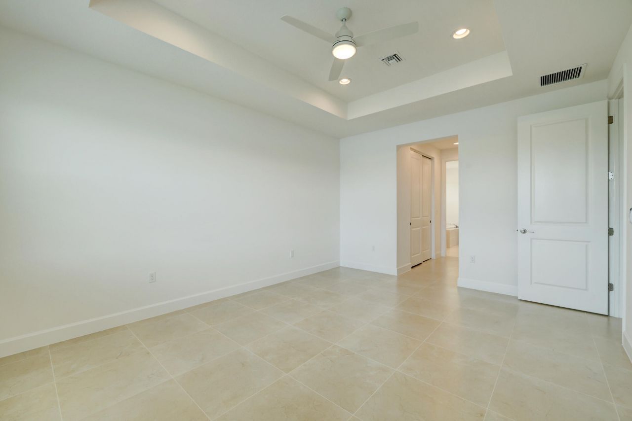 11886 SW Poseidon Way, Port Saint Lucie, FL 34987 Photo