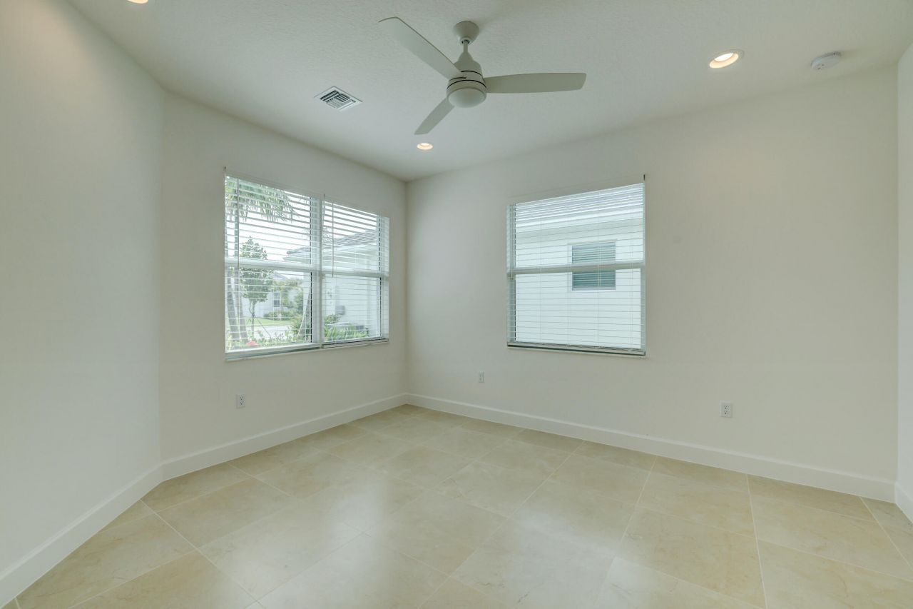 11886 SW Poseidon Way, Port Saint Lucie, FL 34987 Photo