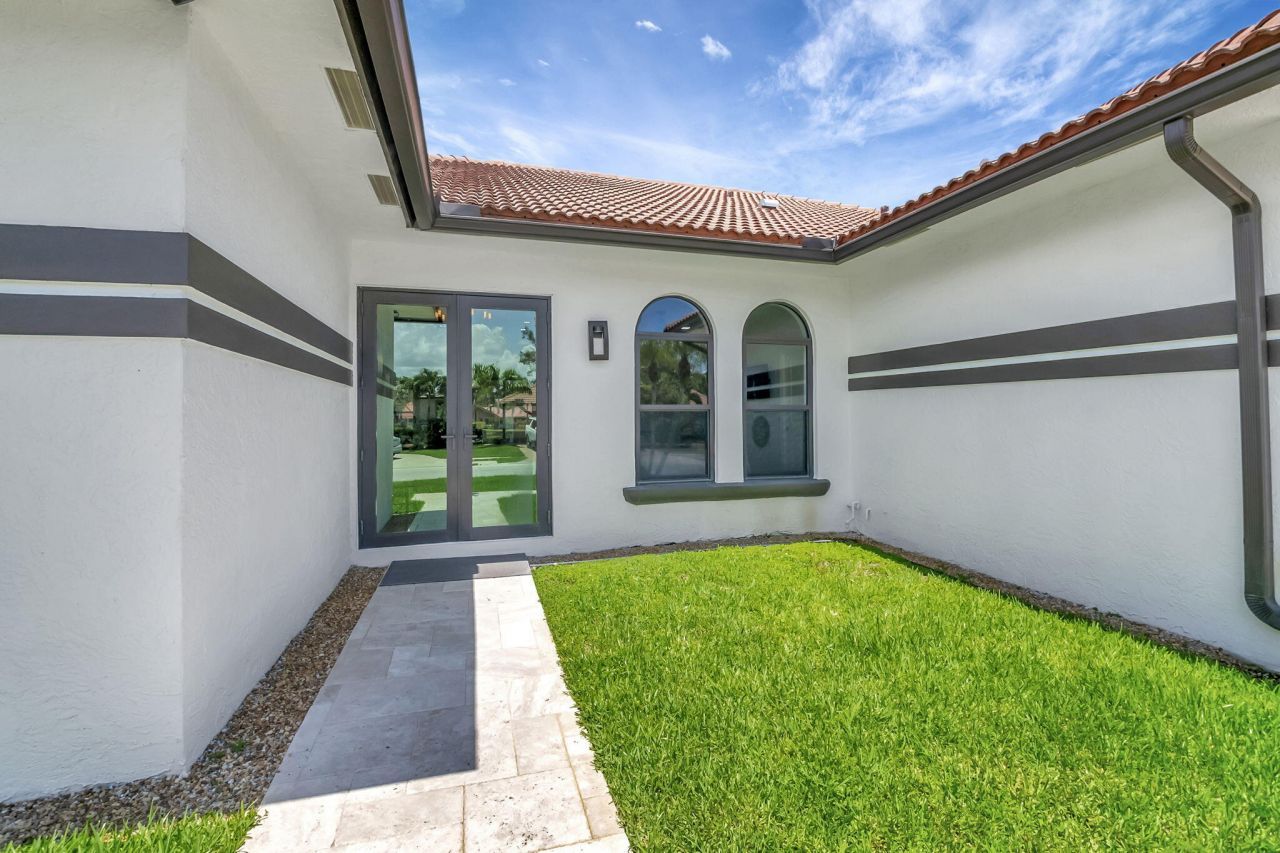 10099 Canoe Brook Circle, Boca Raton, FL 33498 Photo
