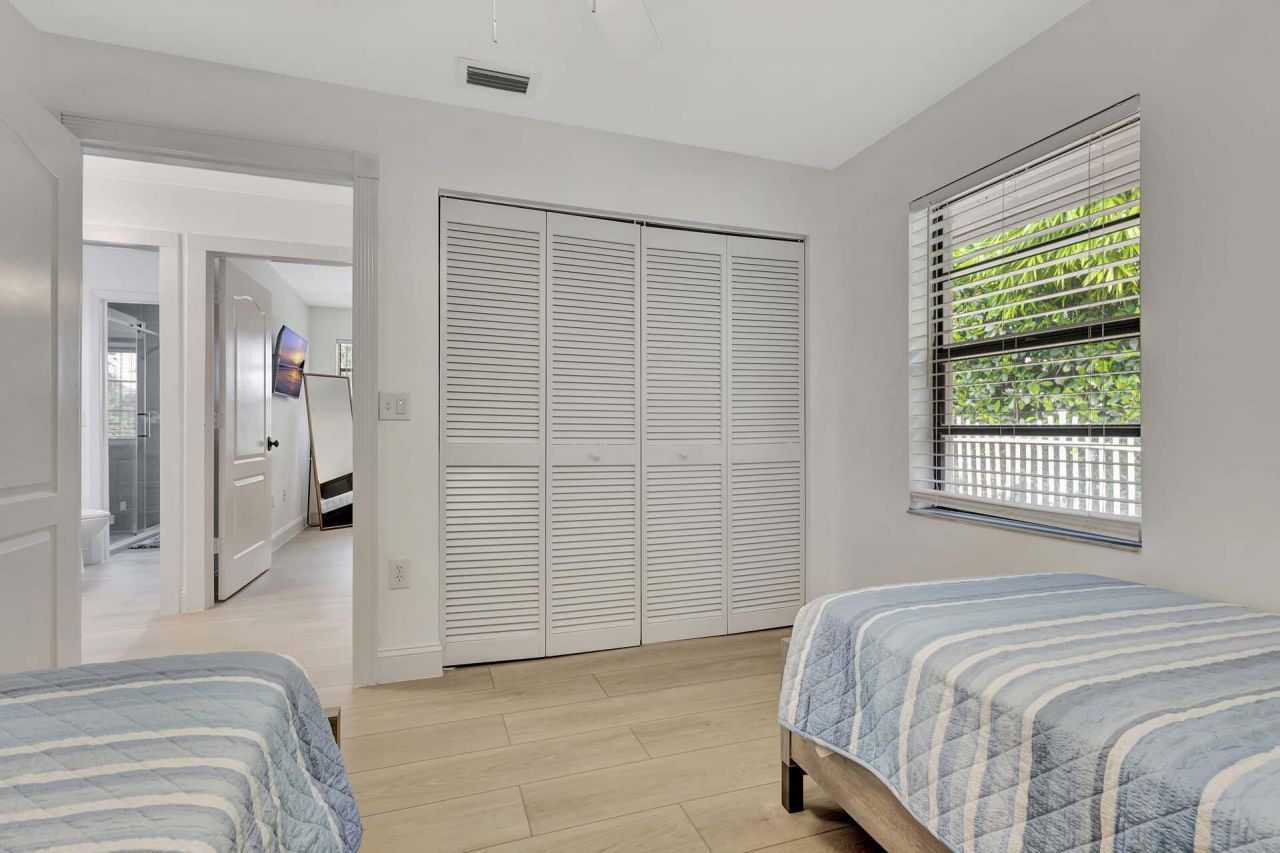 1915 Newhaven Avenue, Wellington, FL 33414 Photo