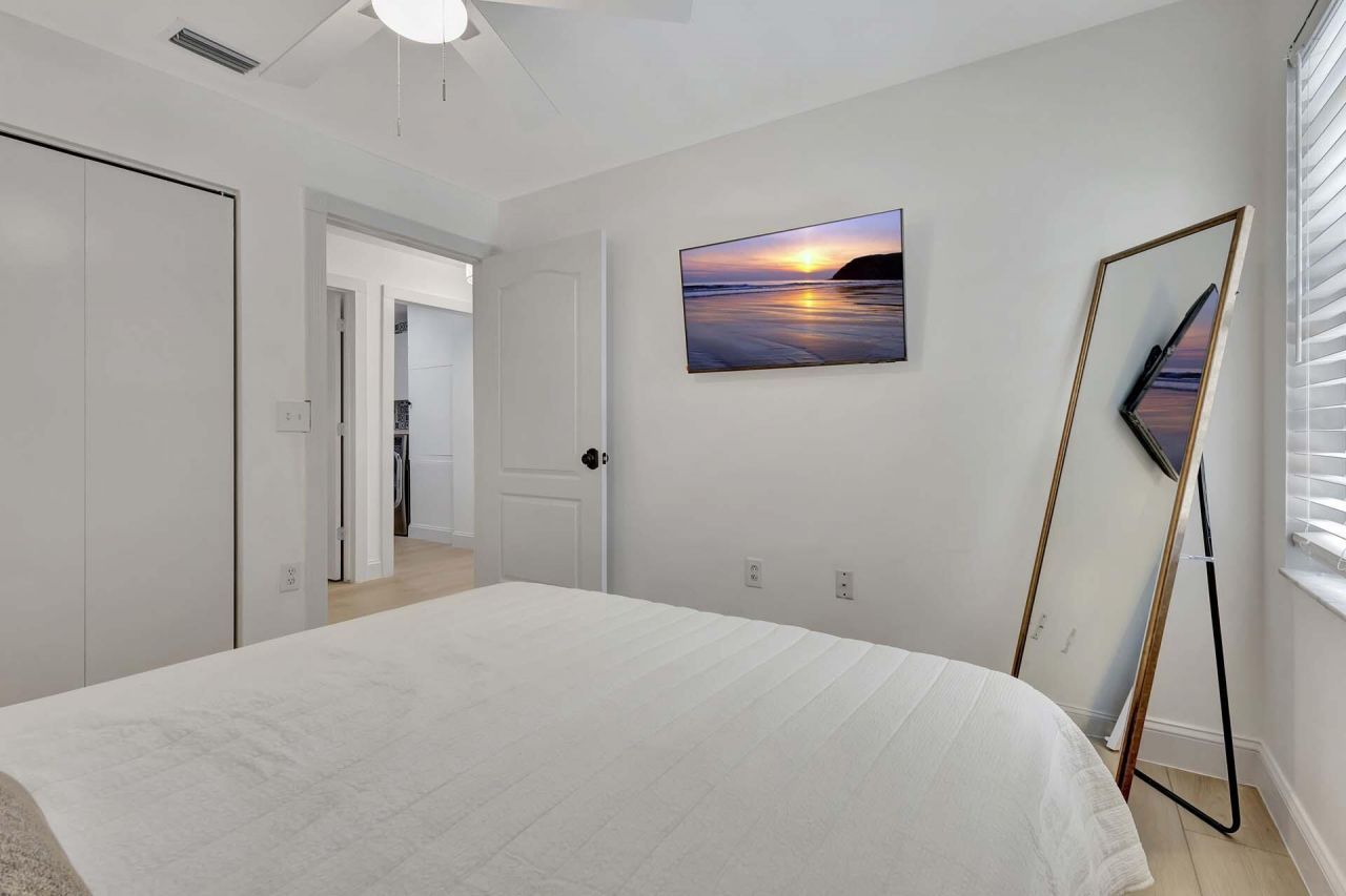 1915 Newhaven Avenue, Wellington, FL 33414 Photo