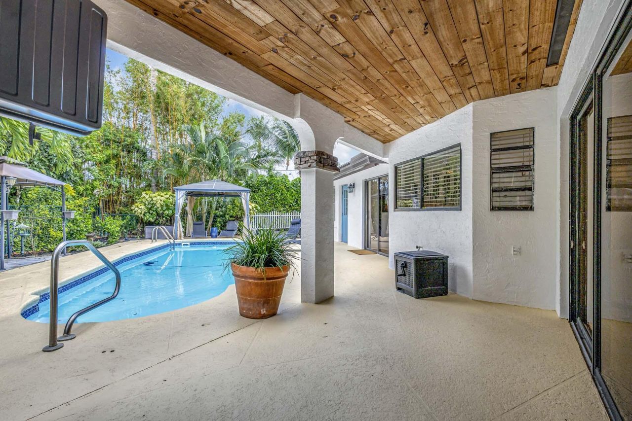 1915 Newhaven Avenue, Wellington, FL 33414 Photo