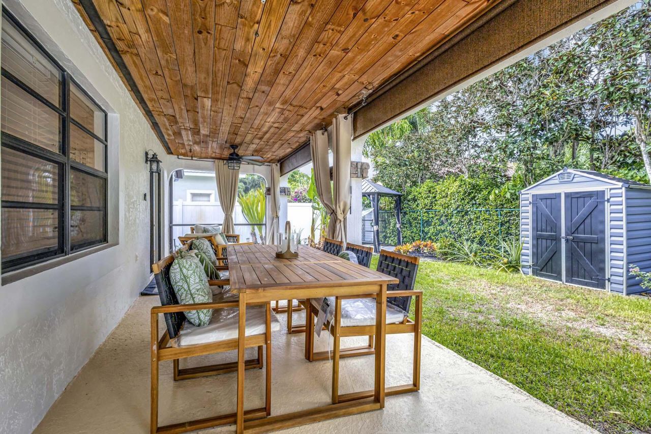 1915 Newhaven Avenue, Wellington, FL 33414 Photo