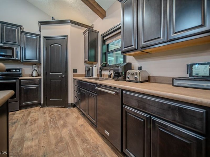 5615 Laubert Road, Atwater, OH 44201 Photo 20