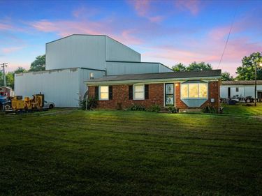 2245/2251 N Yarnallton Pike, Lexington, KY 40511