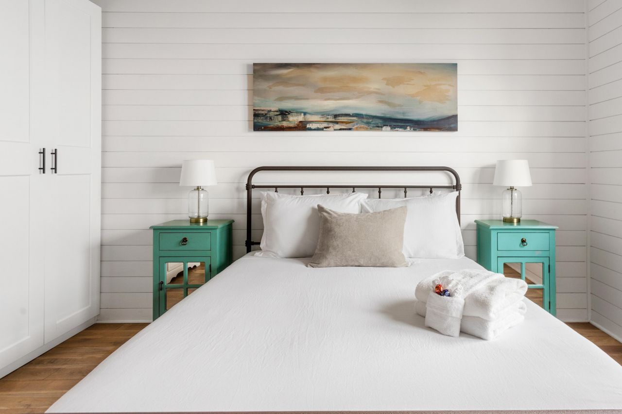 8 Dewey Street Photo 18