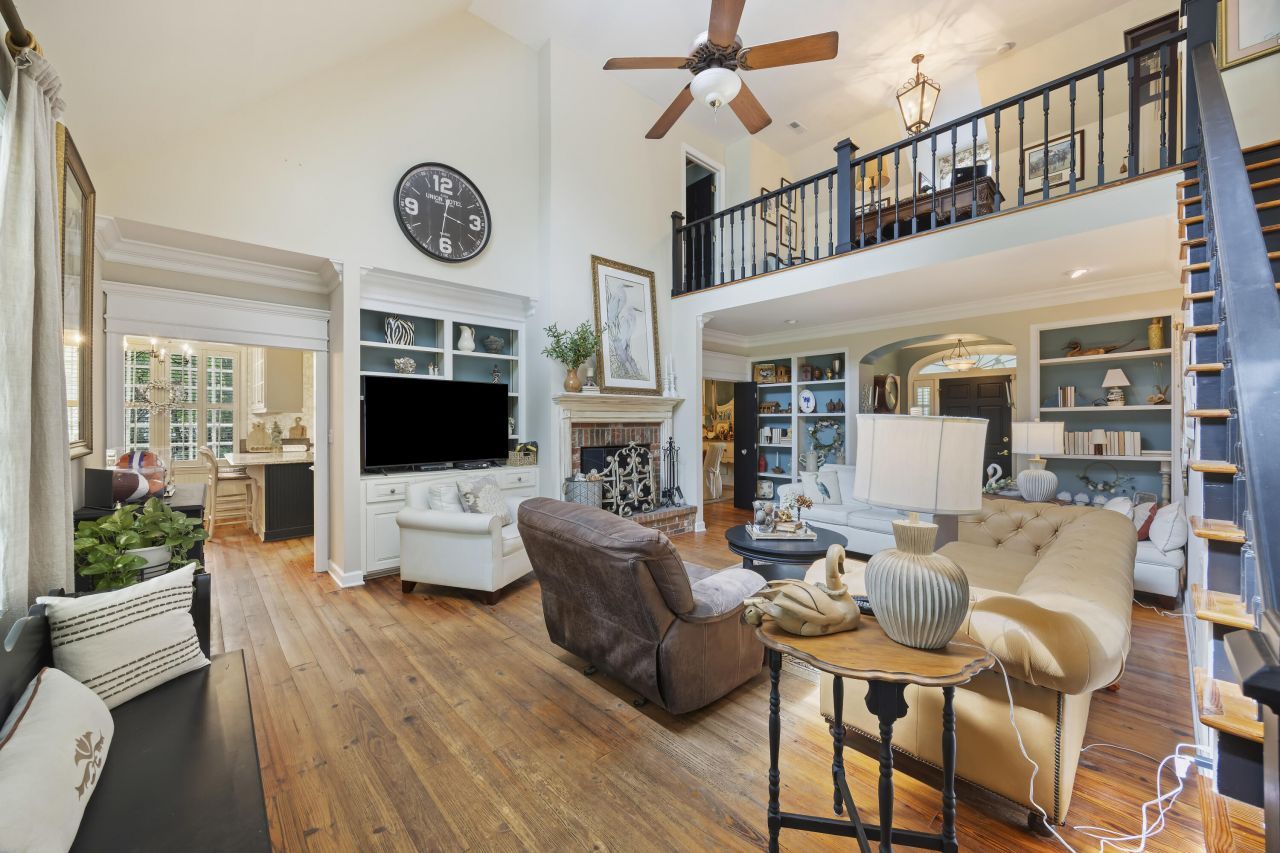 120 Sasportas Lane Photo 11