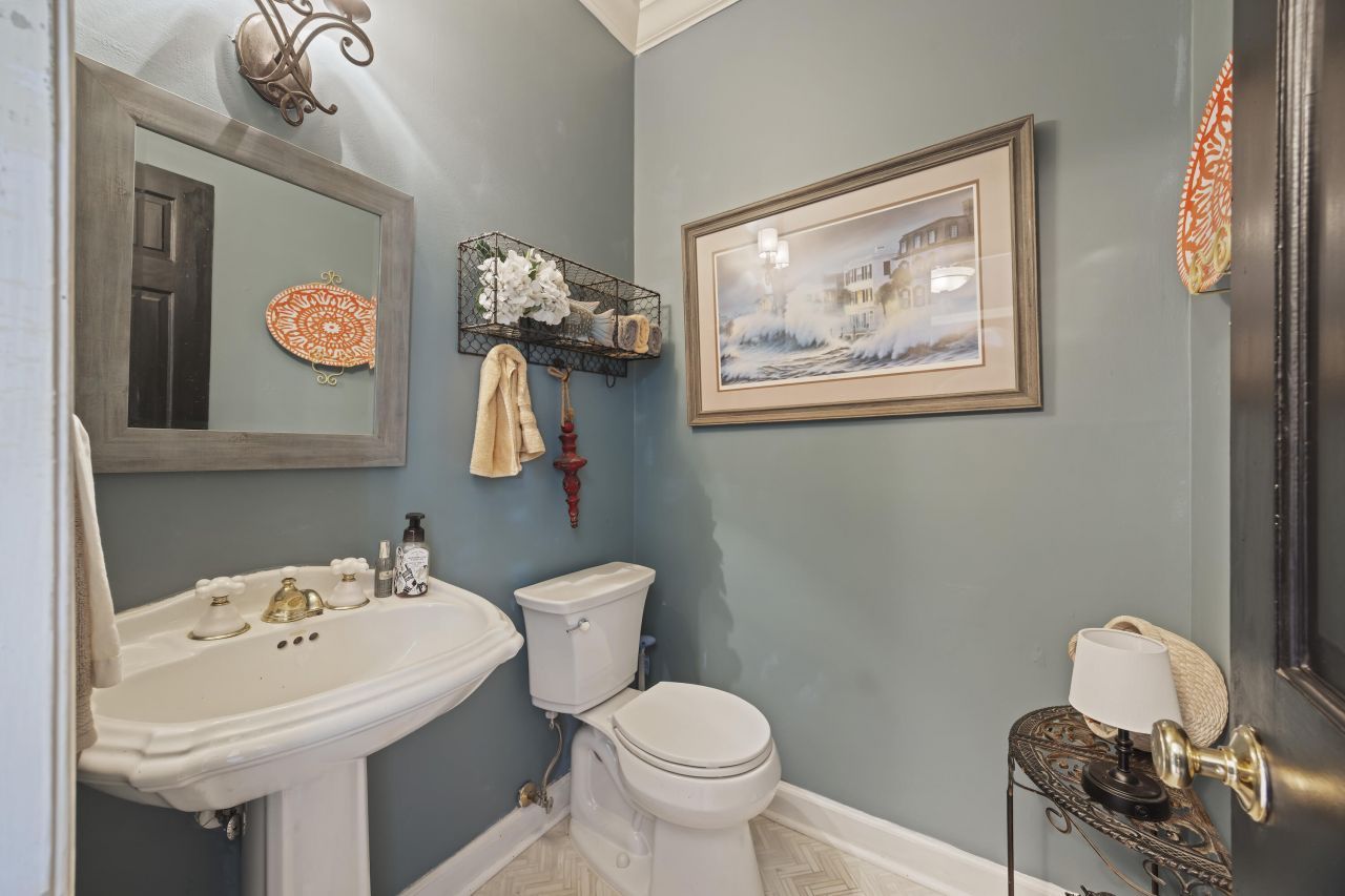 120 Sasportas Lane Photo 14