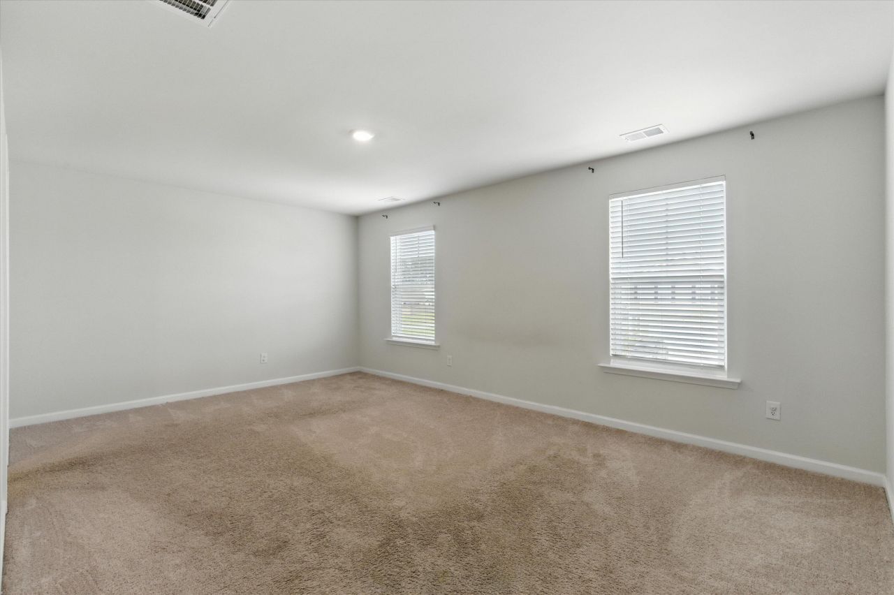 323 Bear Paw Lane Photo 12