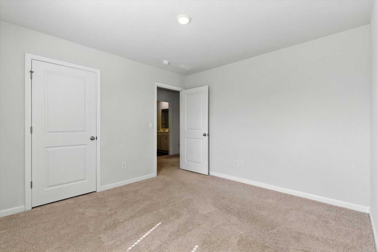 323 Bear Paw Lane Photo 17