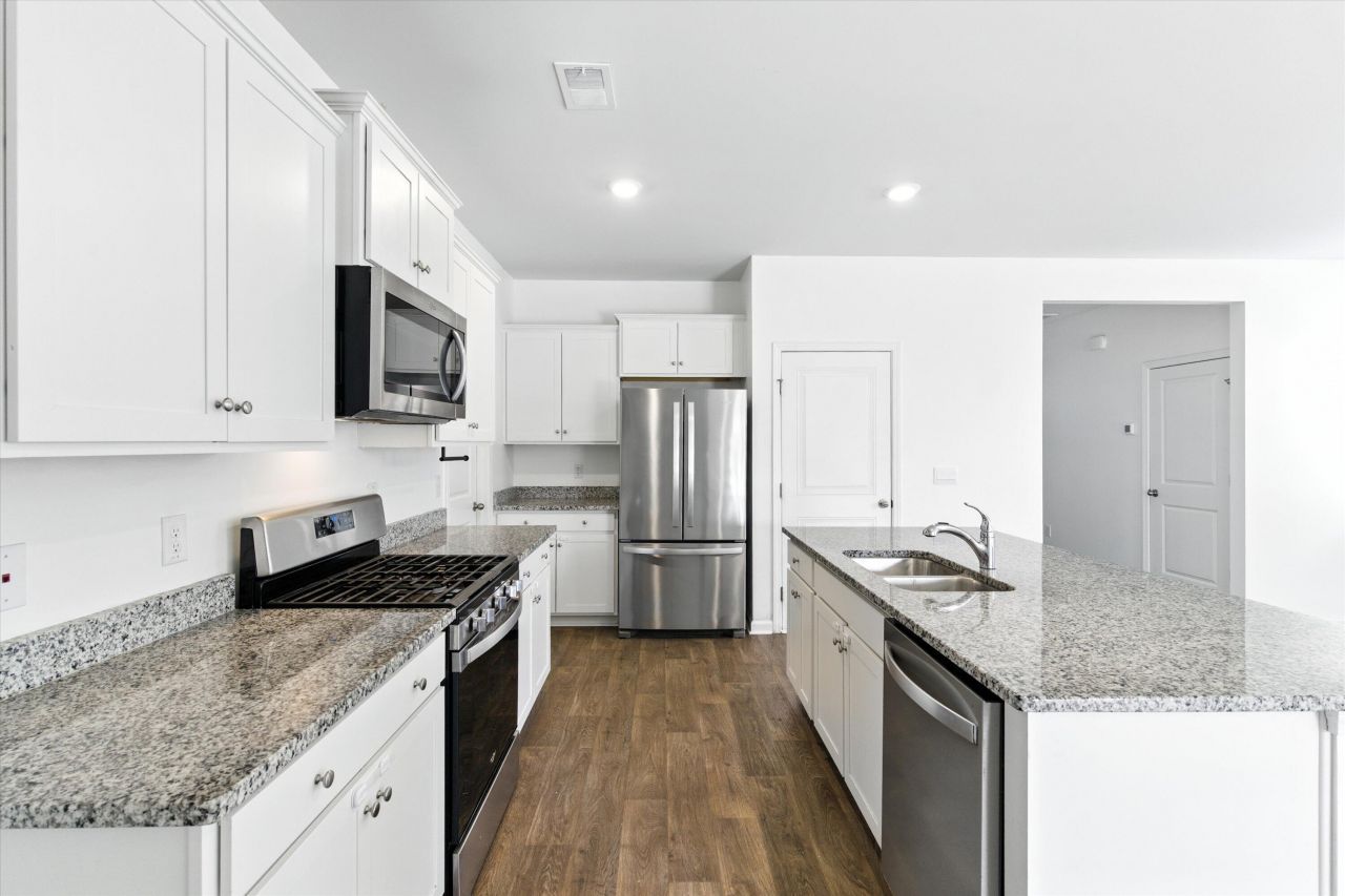 323 Bear Paw Lane Photo 7