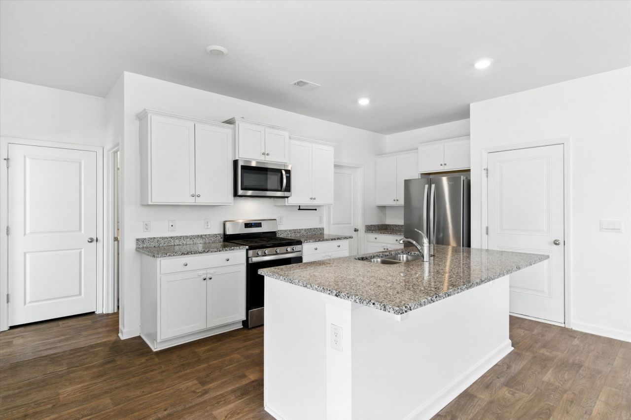 323 Bear Paw Lane Photo 9