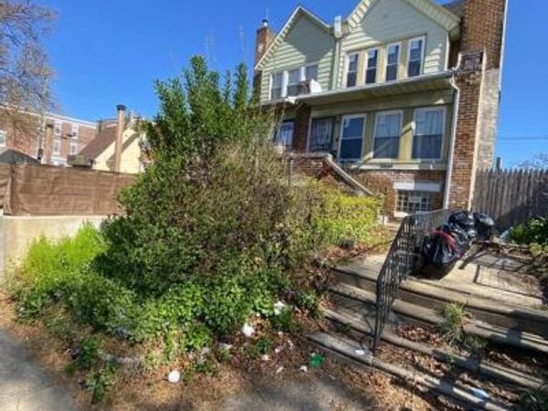 5849 WALNUT STREET, PHILADELPHIA, PA 19139