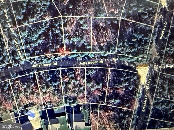 6 JOLLY ROGER DRIVE, BARNEGAT, NJ 08005