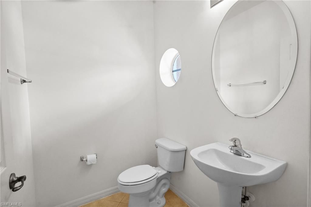 3339 Dandolo Cir, Cape Coral, FL 33909 Photo