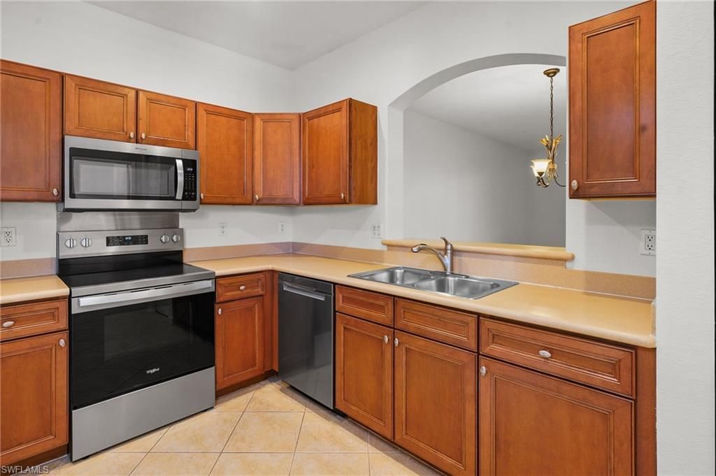 3339 Dandolo Cir, Cape Coral, FL 33909 Photo