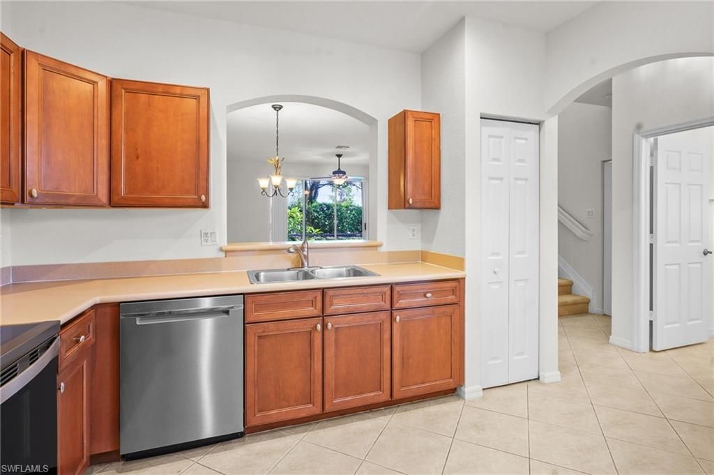 3339 Dandolo Cir, Cape Coral, FL 33909 Photo