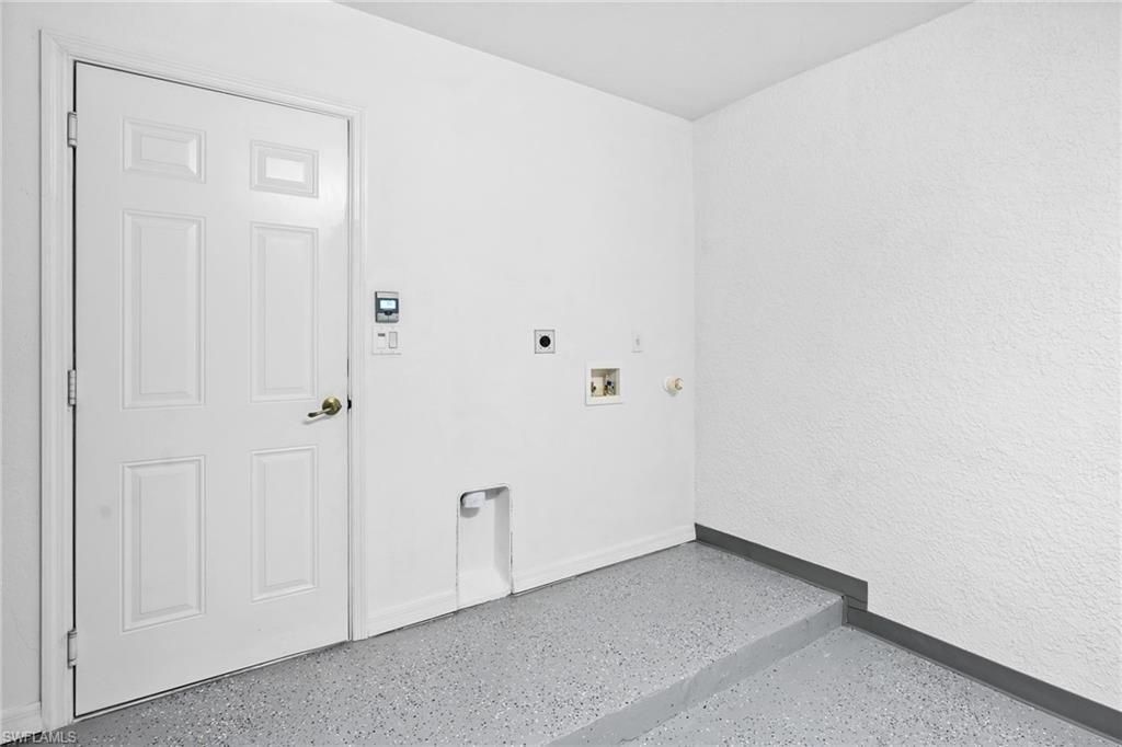 3339 Dandolo Cir, Cape Coral, FL 33909 Photo